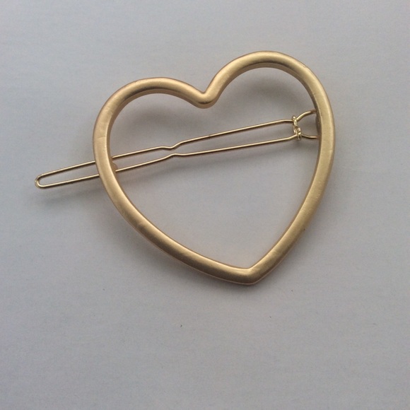 Minimalist Gold Heart Cutout Barrette Hair Clip - Picture 2 of 4